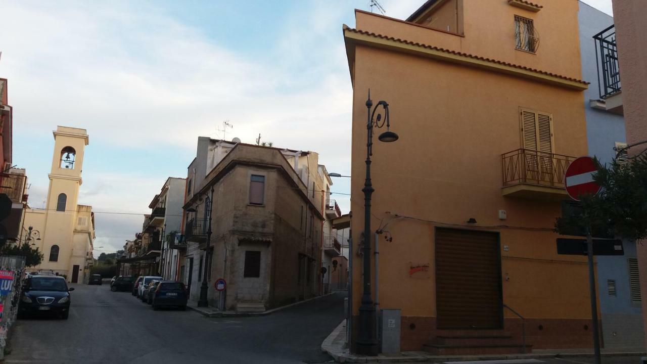 Casa Vacanza Trappeto Palermo 2 Apartment Exterior photo